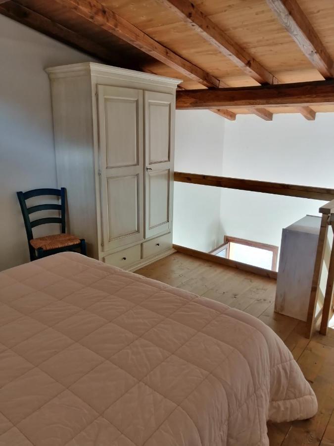 Bed and Breakfast I Lecci Леричі Екстер'єр фото