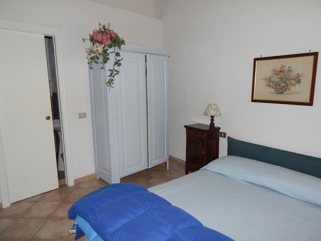 Bed and Breakfast I Lecci Леричі Екстер'єр фото