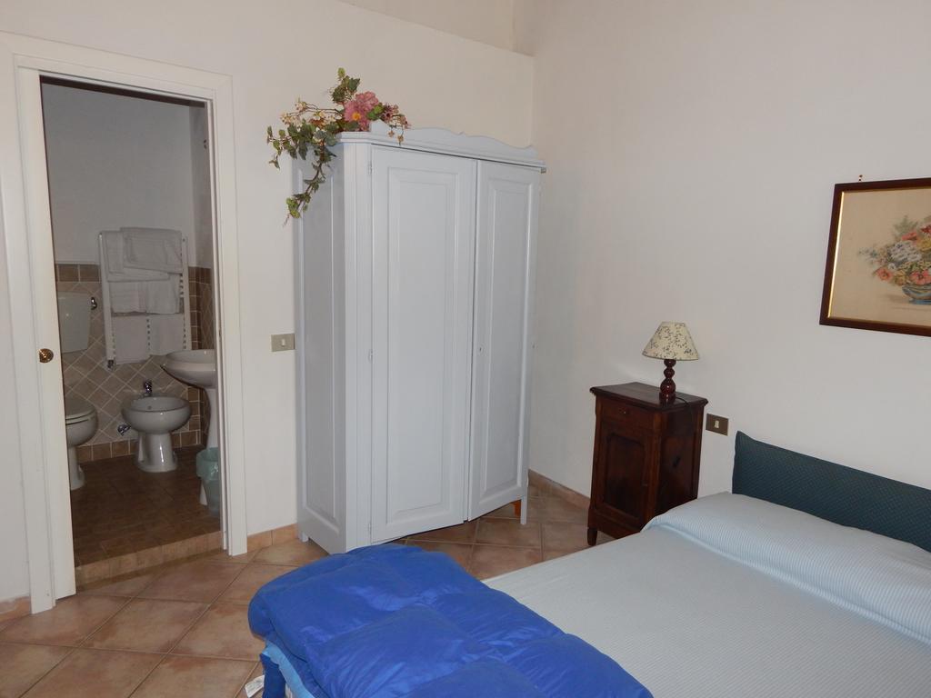 Bed and Breakfast I Lecci Леричі Екстер'єр фото