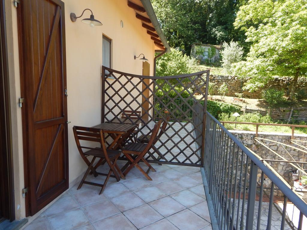 Bed and Breakfast I Lecci Леричі Екстер'єр фото