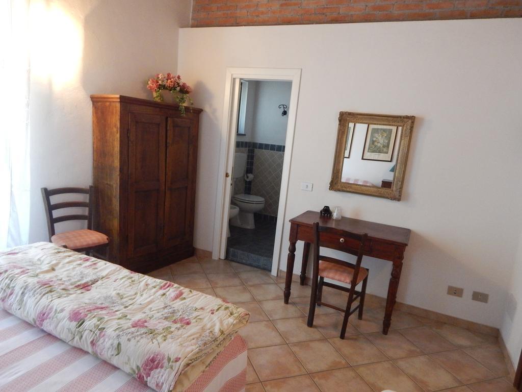 Bed and Breakfast I Lecci Леричі Екстер'єр фото